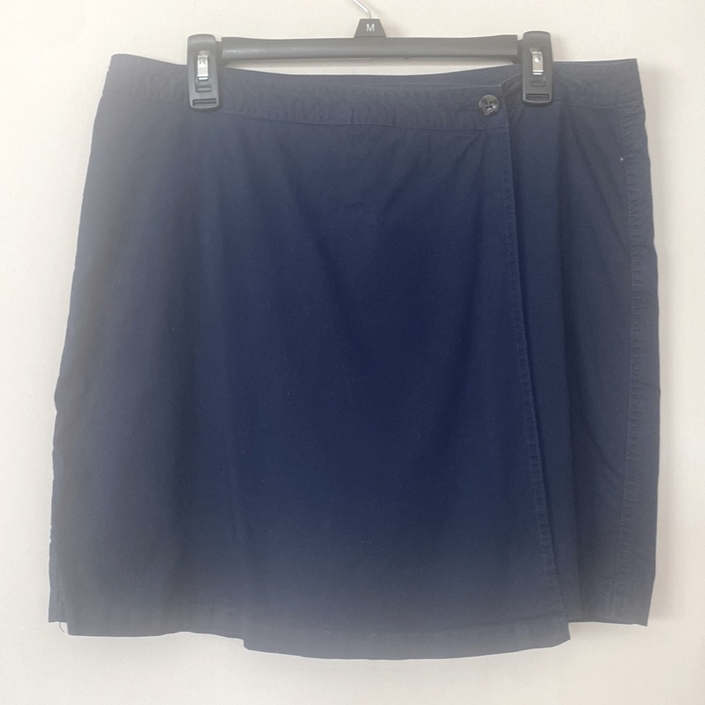Navy blue skort
